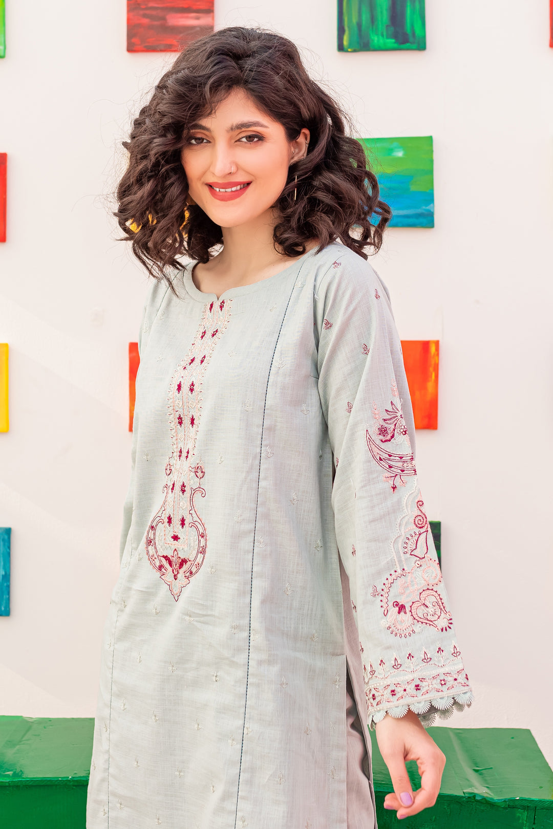 [product-color]-[product-type]-[product_material]